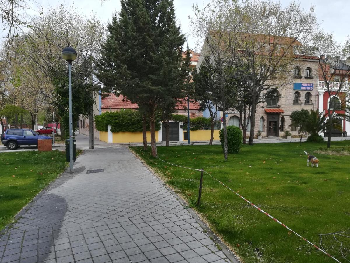 Villa "Luna De Segovia" Leganes Bagian luar foto