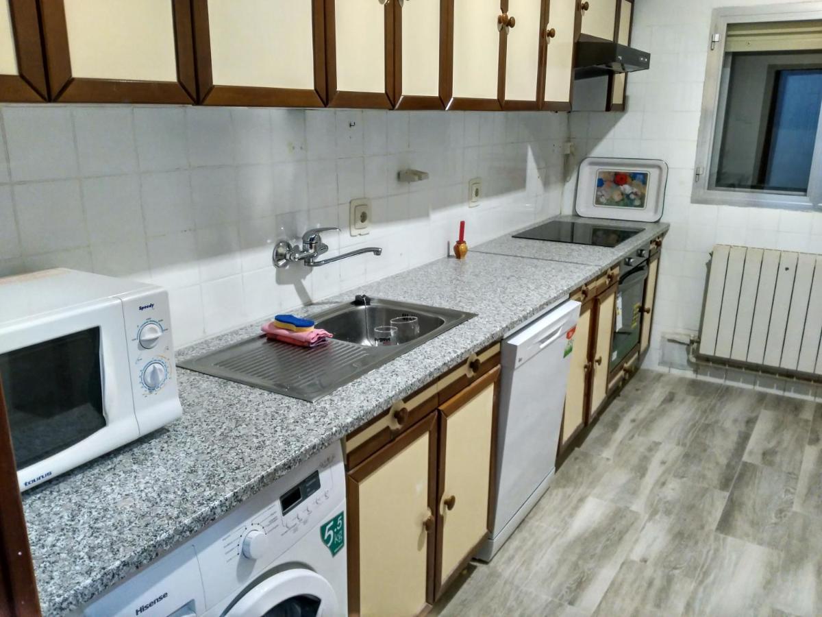 Villa "Luna De Segovia" Leganes Bagian luar foto