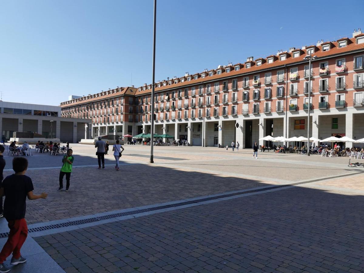 Villa "Luna De Segovia" Leganes Bagian luar foto
