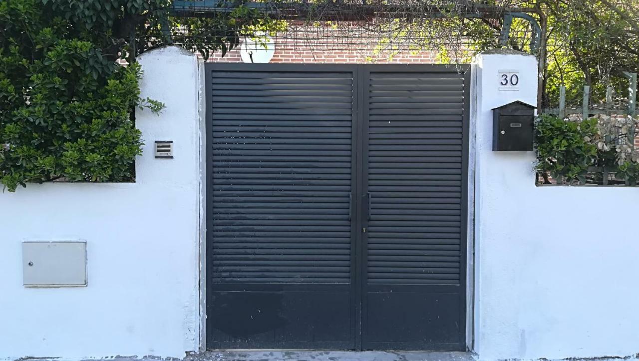 Villa "Luna De Segovia" Leganes Bagian luar foto